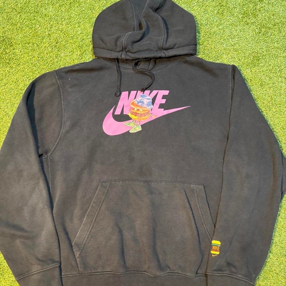Nike Sportswear Burger Graphic Hoodie Size Large